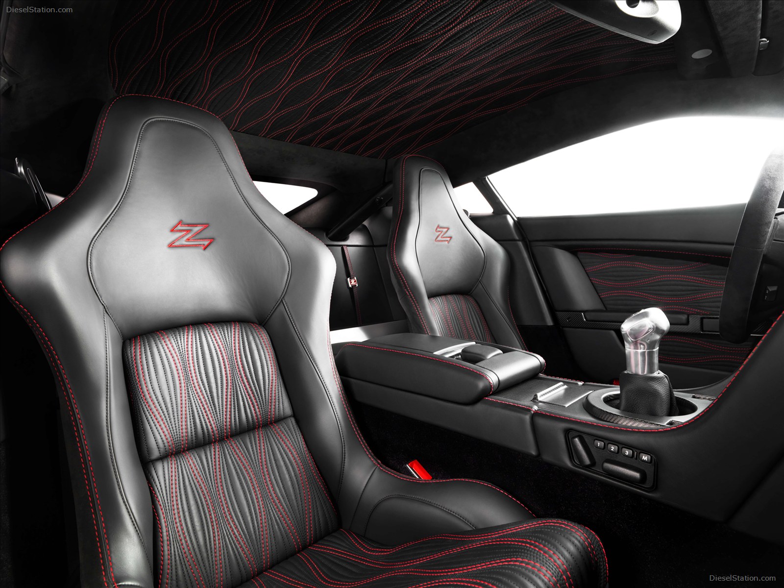 Aston Martin V12 Zagato 2013